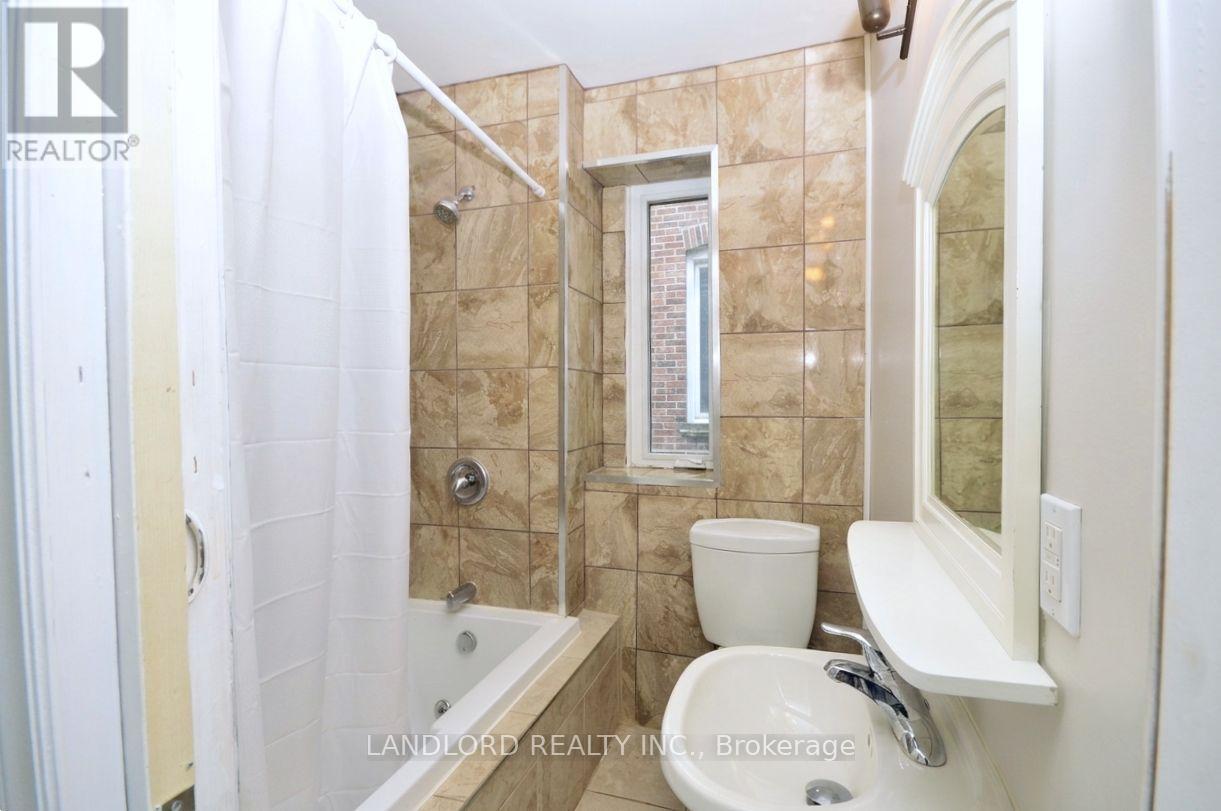 2nd Fl - 25 Miller Street, Toronto, Ontario  M6N 2Z6 - Photo 3 - W13464378