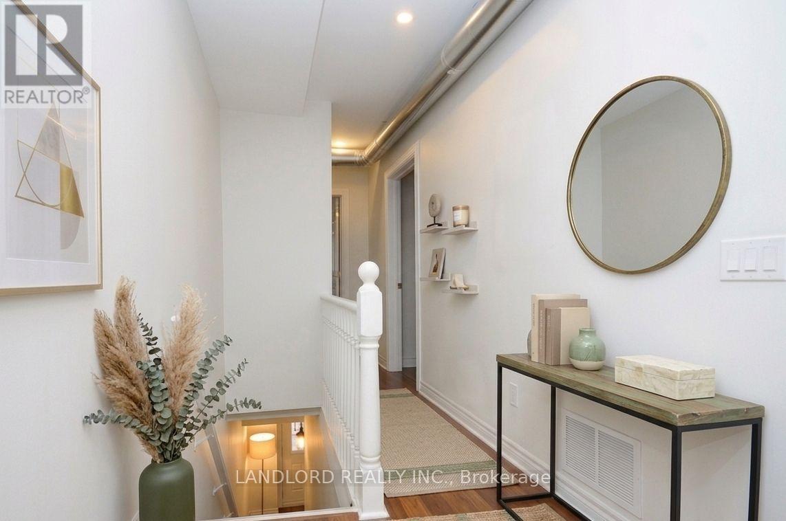 2nd Fl - 25 Miller Street, Toronto, Ontario  M6N 2Z6 - Photo 5 - W13464378