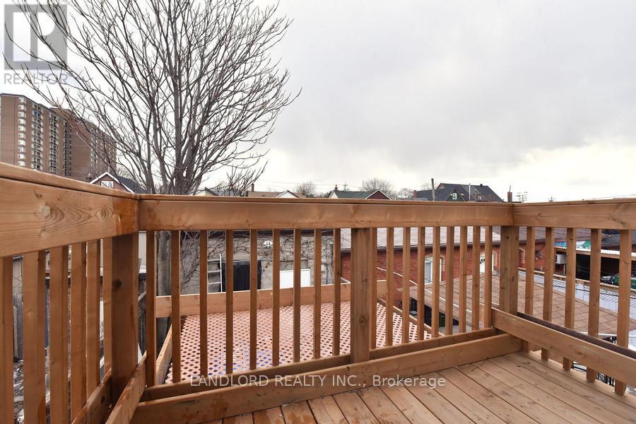 2nd Fl - 25 Miller Street, Toronto, Ontario  M6N 2Z6 - Photo 9 - W13464378
