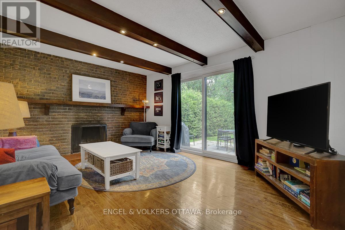 516 Buchanan Crescent, Ottawa, Ontario  K1J 7X9 - Photo 12 - X13464434