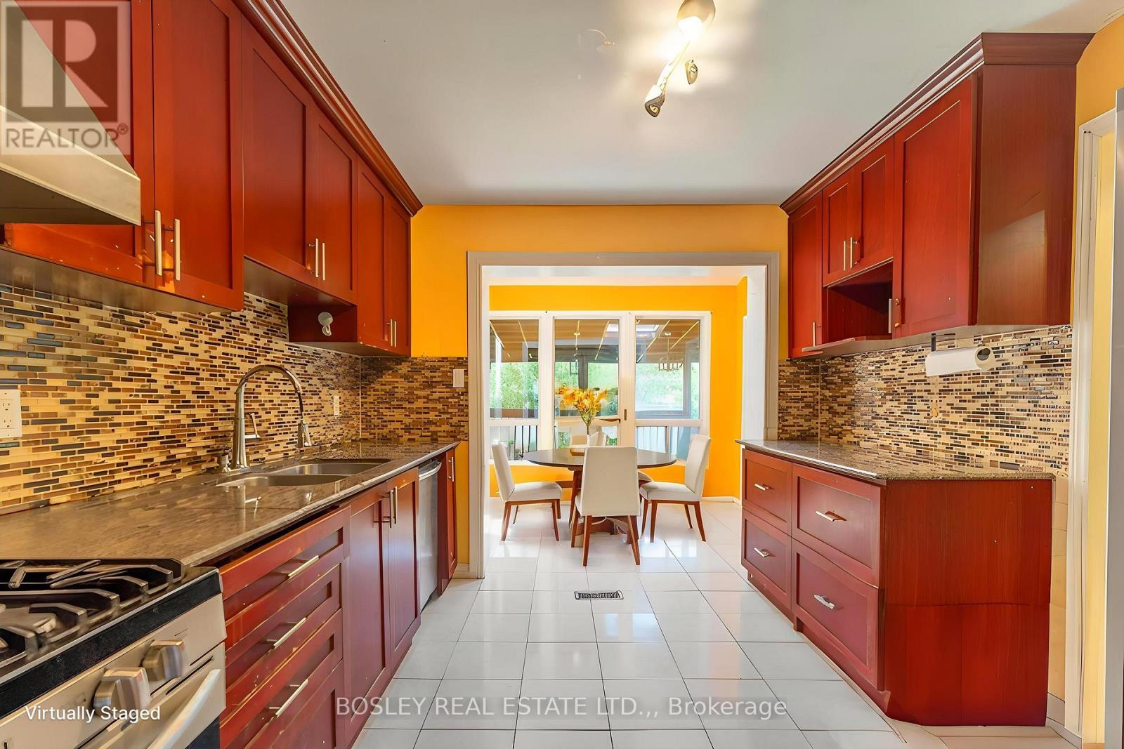 6 Floribunda Crescent, Brampton, Ontario  L6T 4S1 - Photo 11 - W13464436