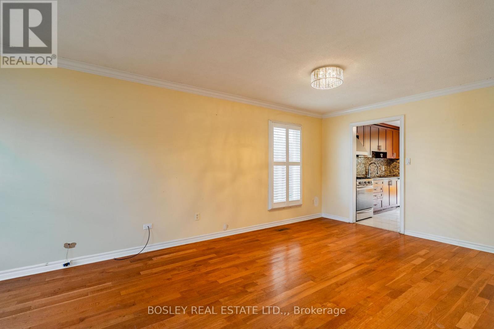 6 Floribunda Crescent, Brampton, Ontario  L6T 4S1 - Photo 6 - W13464436