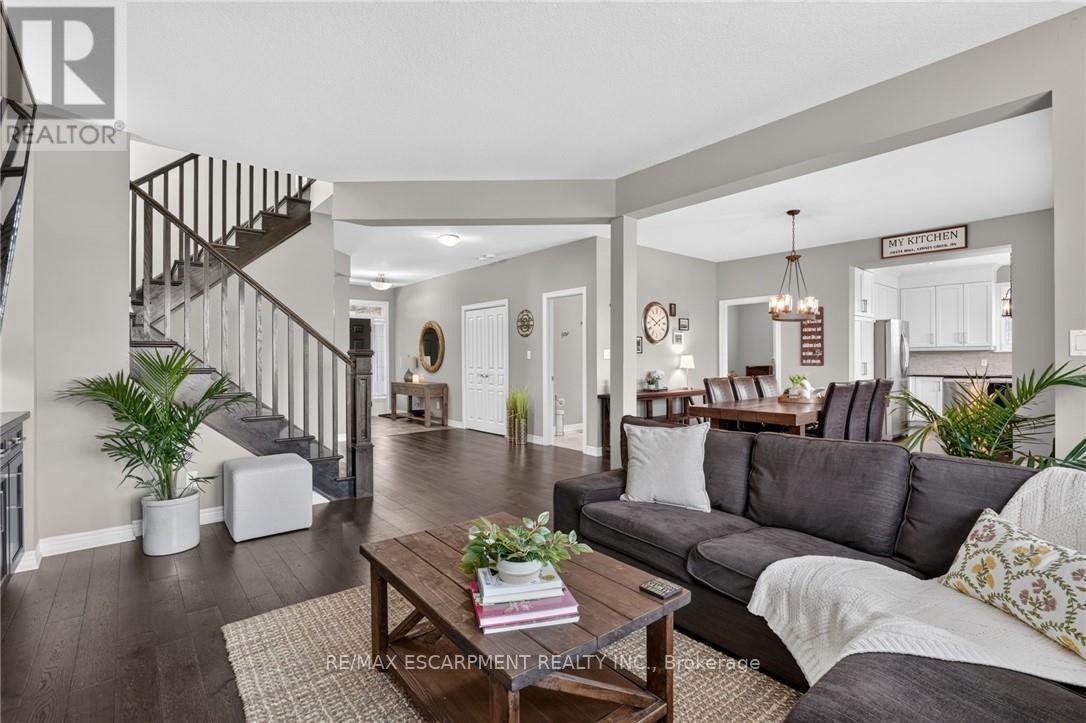 87 Anastasia Boulevard, West Lincoln, Ontario  L0R 2A0 - Photo 12 - X13464172