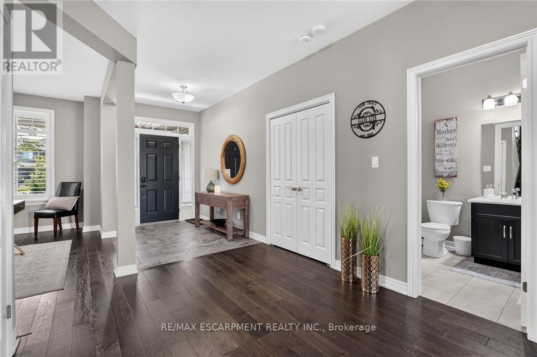 87 Anastasia Boulevard, West Lincoln, Ontario  L0R 2A0 - Photo 8 - X13464172