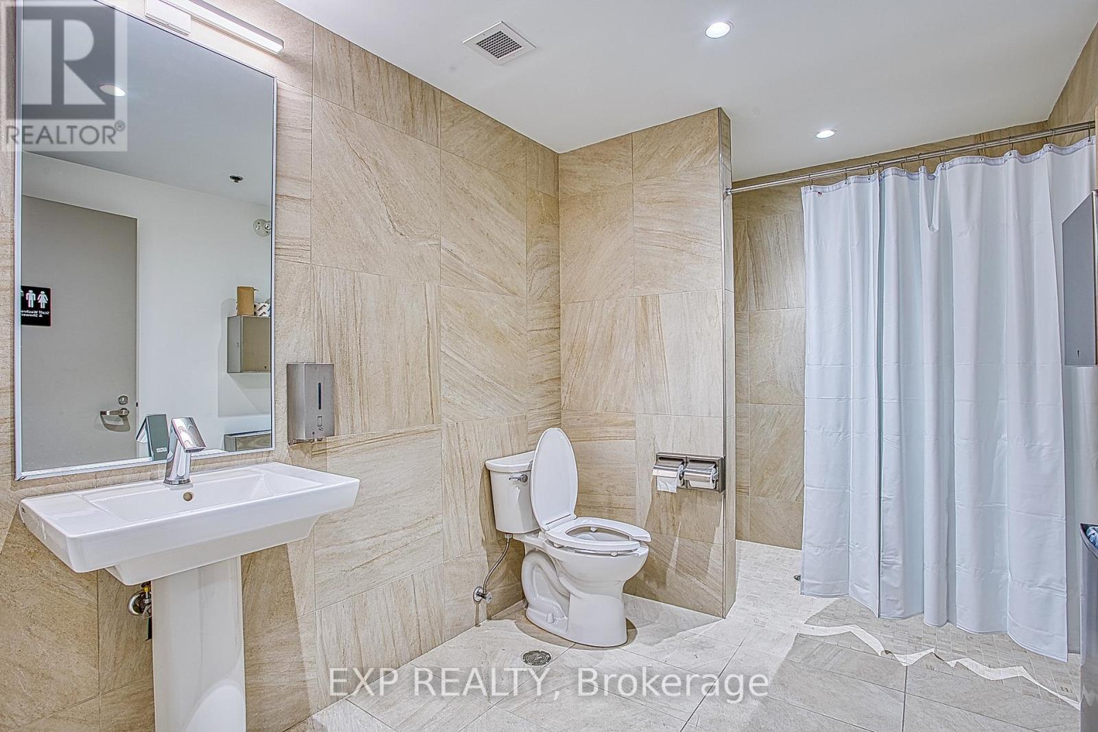 1 Ll - 150 Main Street W, Hamilton, Ontario L8P 1H8 - Photo 15 - X13464200