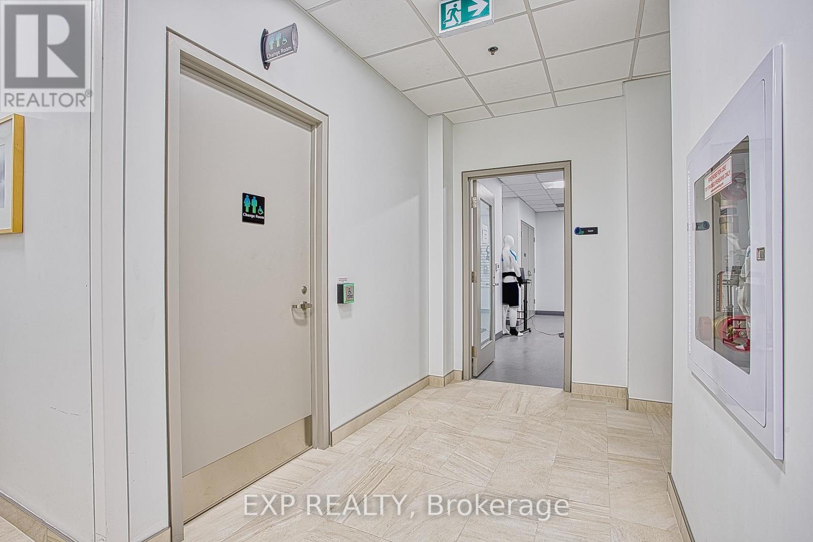 1 Ll - 150 Main Street W, Hamilton, Ontario L8P 1H8 - Photo 27 - X13464200