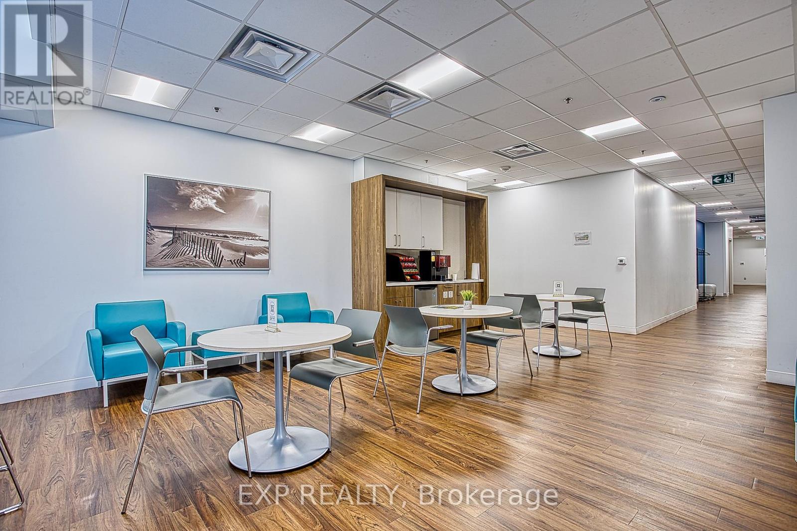 1 Ll - 150 Main Street W, Hamilton, Ontario L8P 1H8 - Photo 7 - X13464200