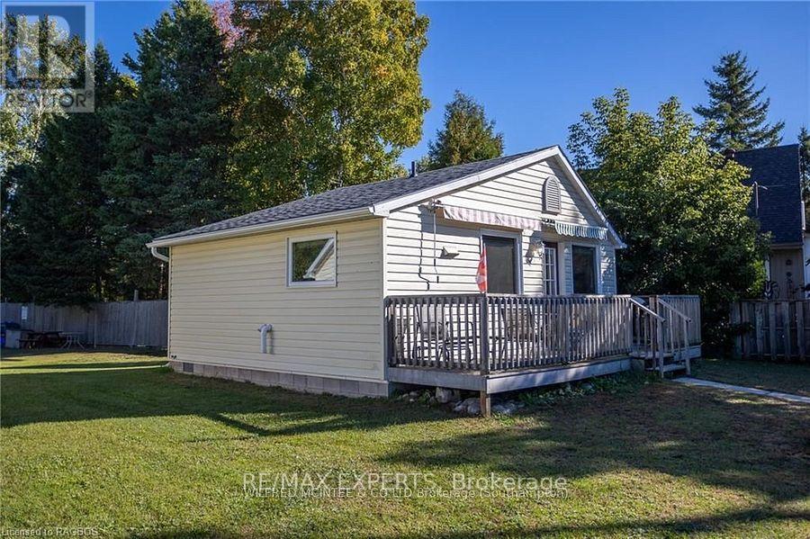 Unit A - 130 South Rankin Street, Saugeen Shores, Ontario  N0H 2L0 - Photo 2 - X13464296