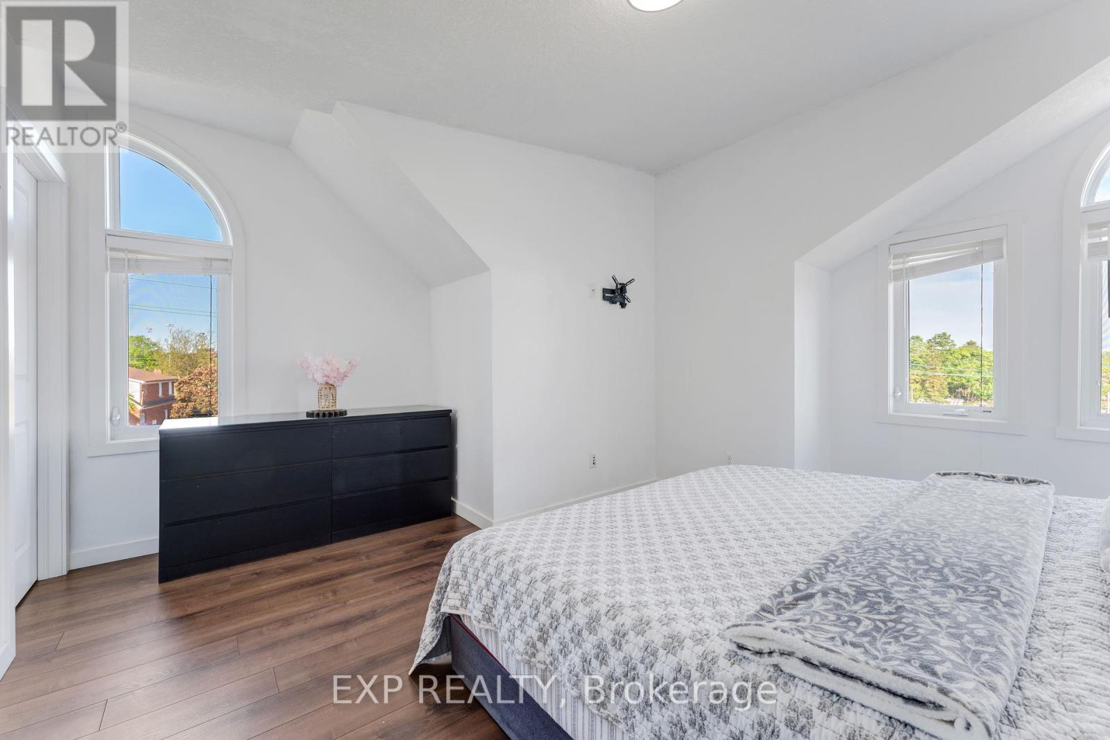 5 - 487 East Avenue, Kitchener, Ontario  N2H 0A8 - Photo 36 - X13464324