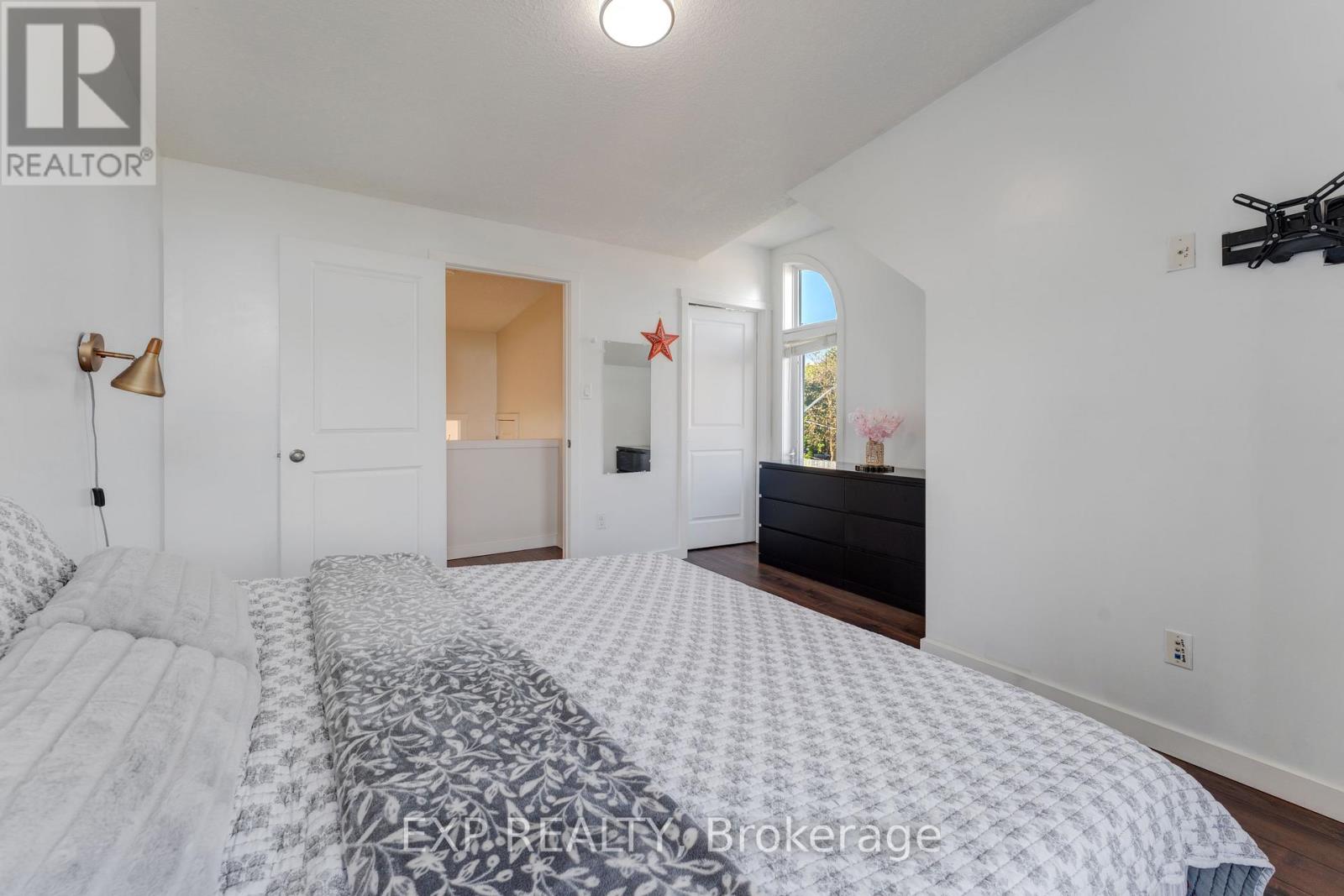 5 - 487 East Avenue, Kitchener, Ontario  N2H 0A8 - Photo 37 - X13464324