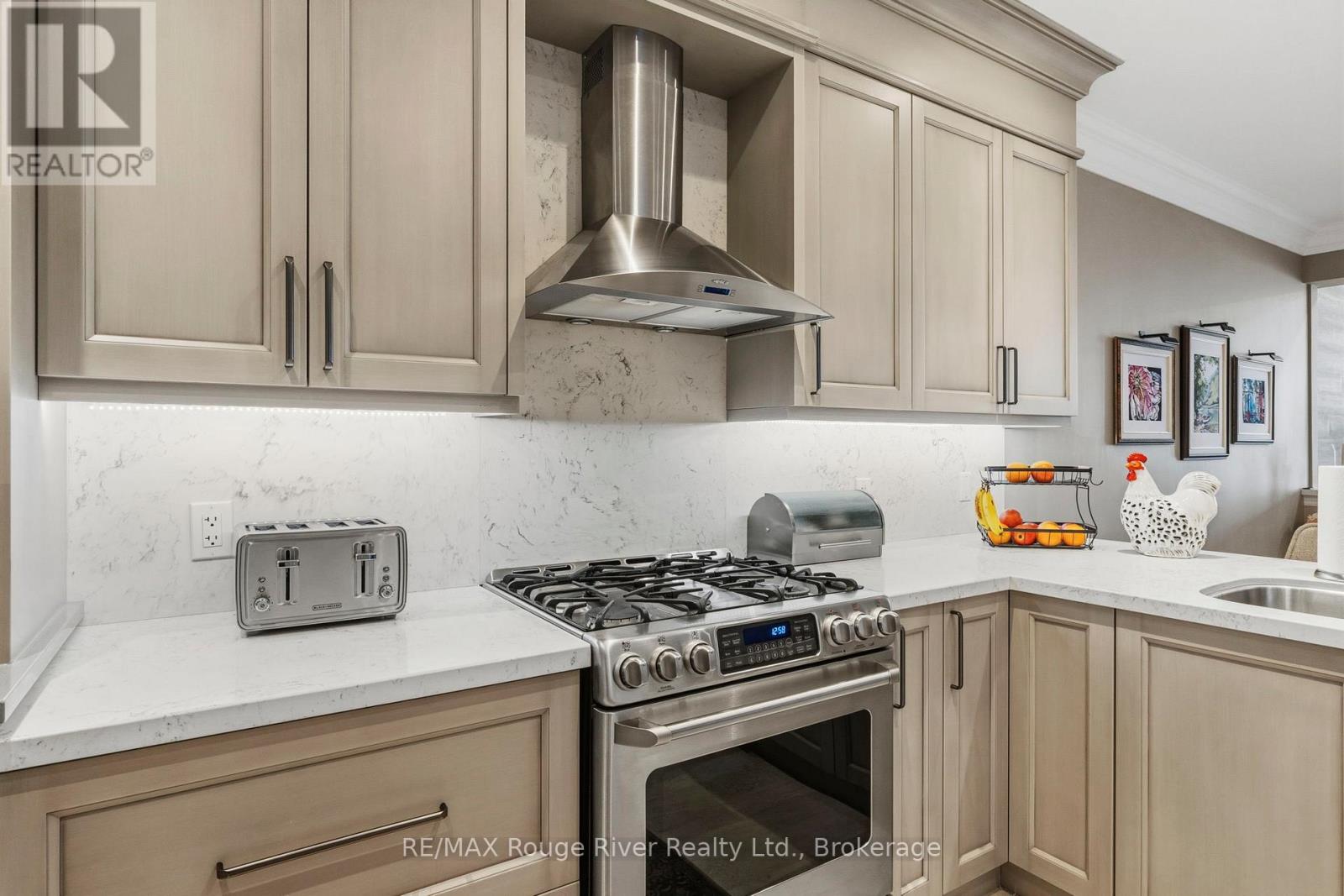 16 Fenton Lane, Port Hope, Ontario  L1A 0A3 - Photo 12 - X13464462