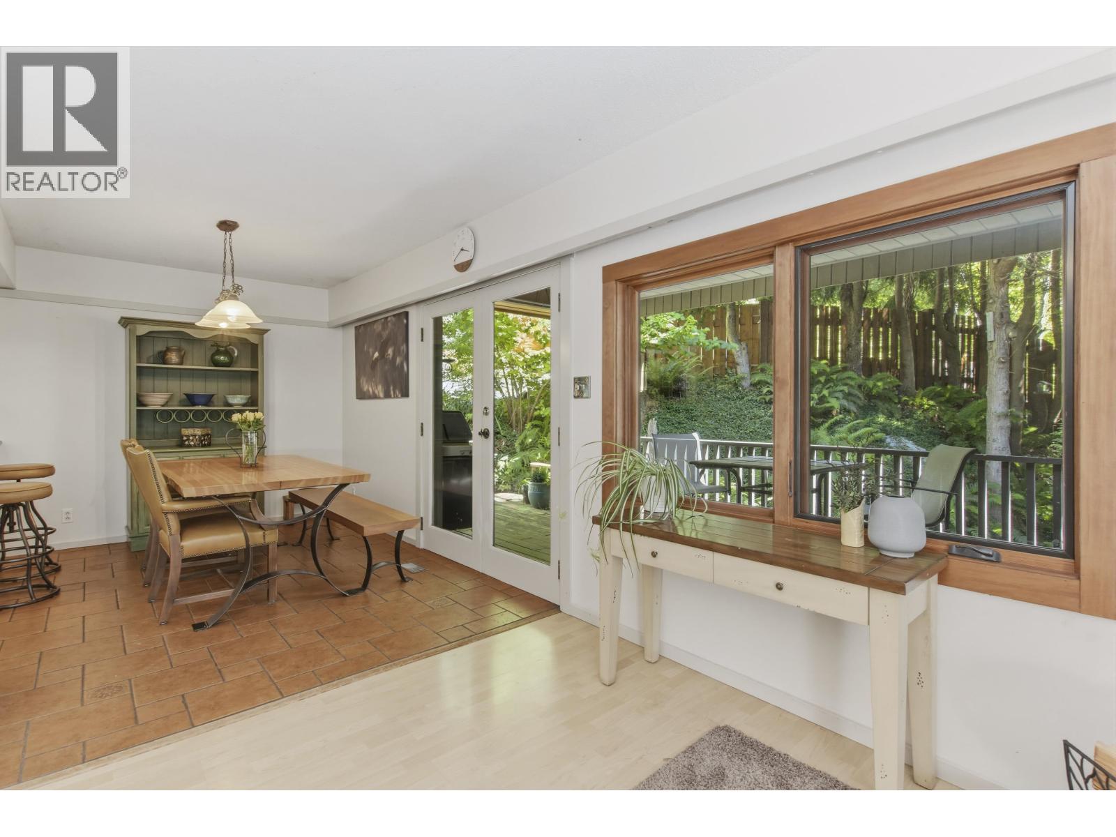 40102 Skyline Place, Squamish, British Columbia  V0N 1T0 - Photo 10 - R3137647