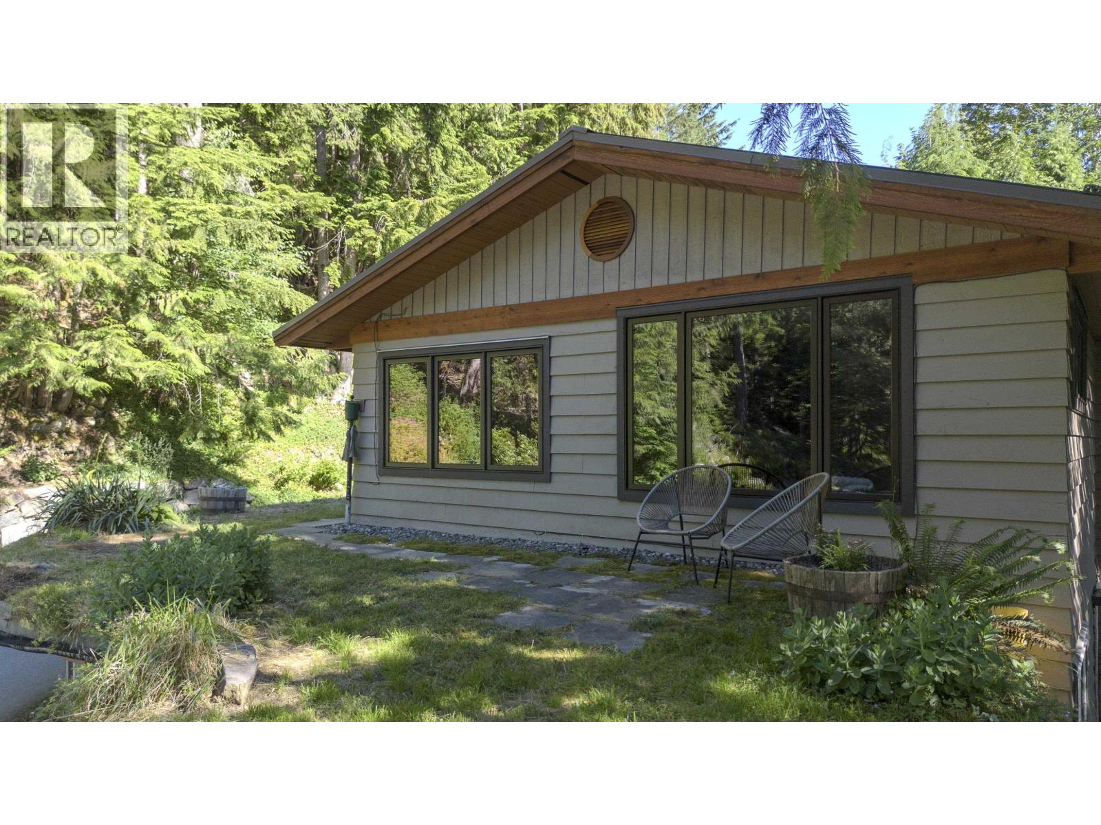 40102 Skyline Place, Squamish, British Columbia  V0N 1T0 - Photo 21 - R3137647