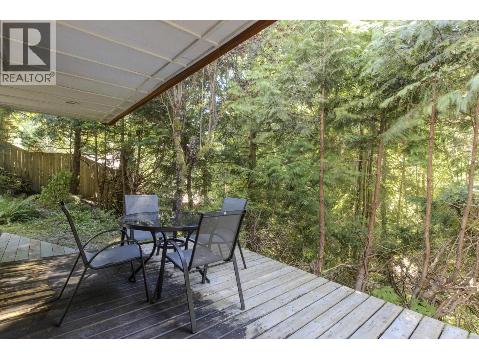40102 Skyline Place, Squamish, British Columbia  V0N 1T0 - Photo 31 - R3137647