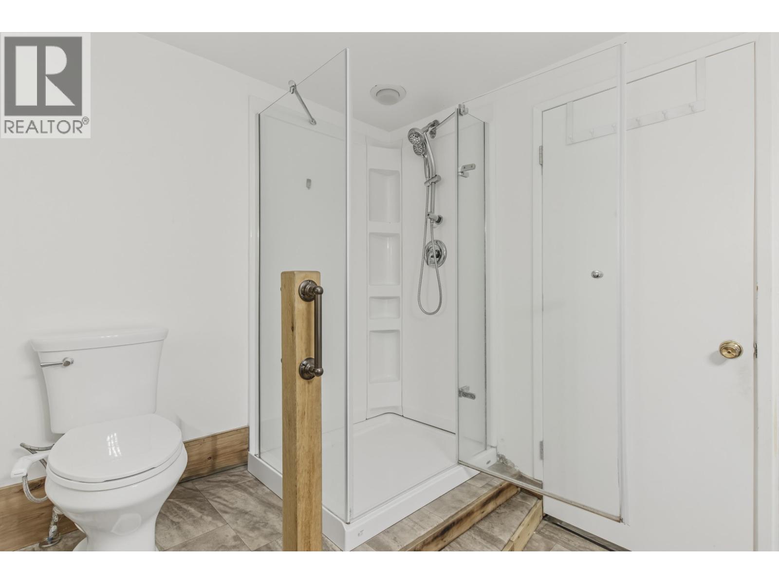 40102 Skyline Place, Squamish, British Columbia  V0N 1T0 - Photo 34 - R3137647