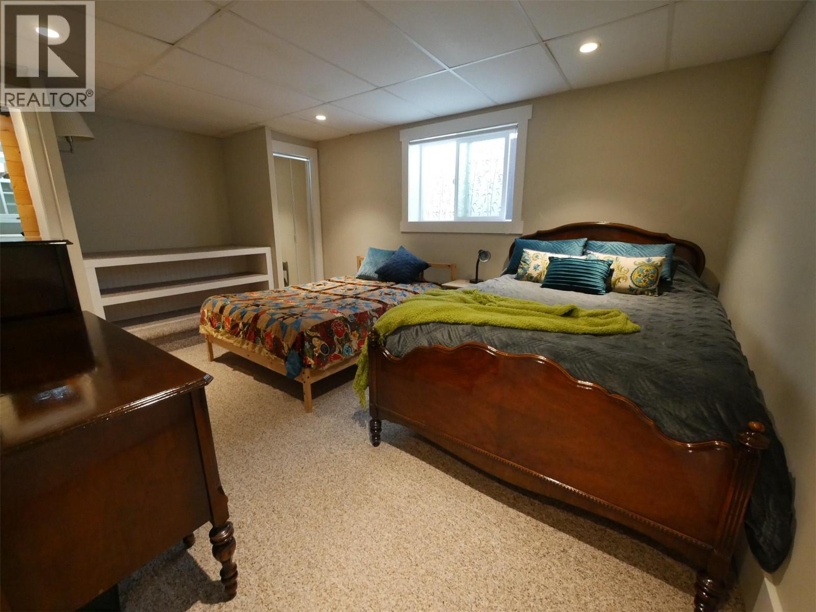 800 21st Street, Castlegar, British Columbia  V1N 2N3 - Photo 7 - 10391880
