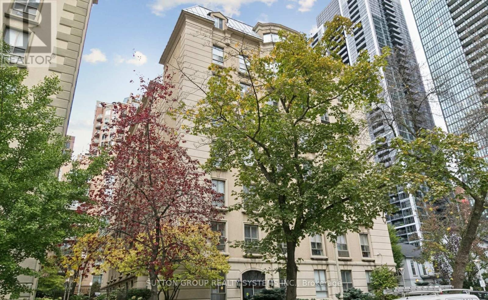 205 - 88 CHARLES STREET E, Toronto, Ontario