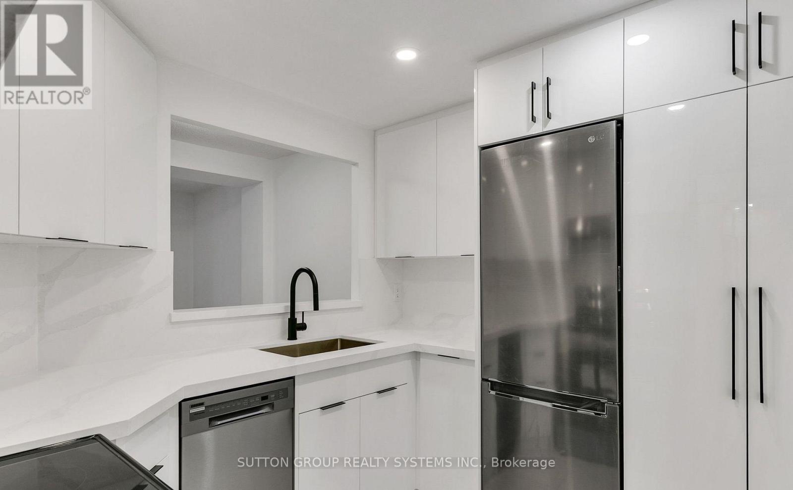 205 - 88 Charles Street E, Toronto, Ontario  M4Y 2W7 - Photo 7 - C13464476
