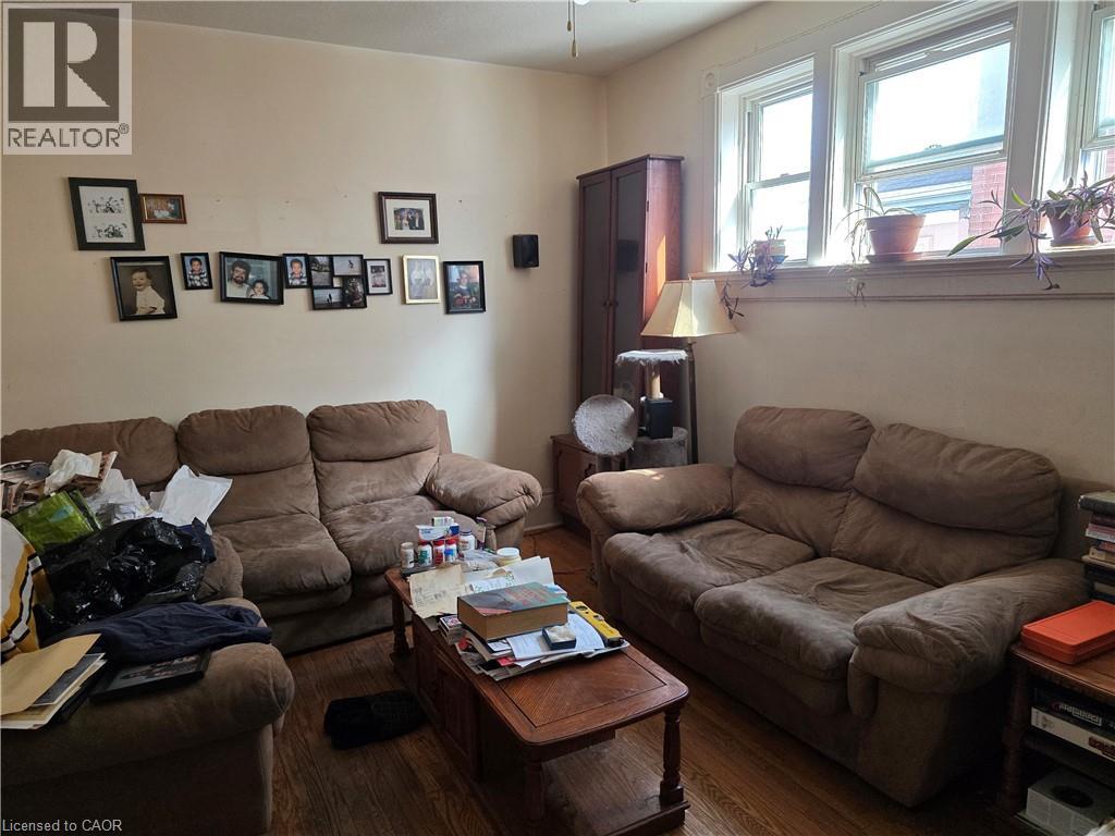 50 Theresa Street, Kitchener, Ontario  N2G 1M1 - Photo 3 - 40840968