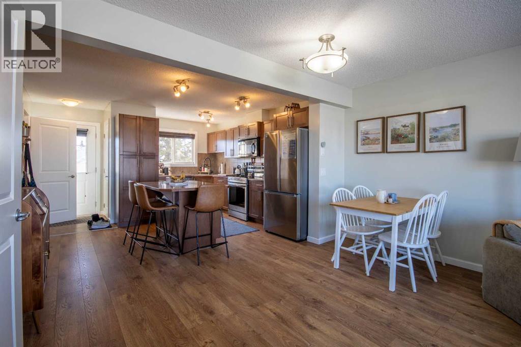 203 Clover Way, Carstairs, Alberta  T0M 0N0 - Photo 7 - A2292899