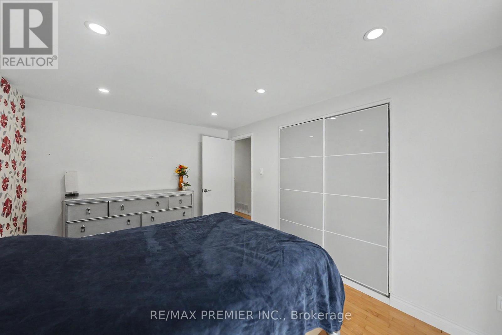 249 Britannia Avenue, Bradford West Gwillimbury (Bradford), Ontario  L3Z 1A6 - Photo 20 - N13464404