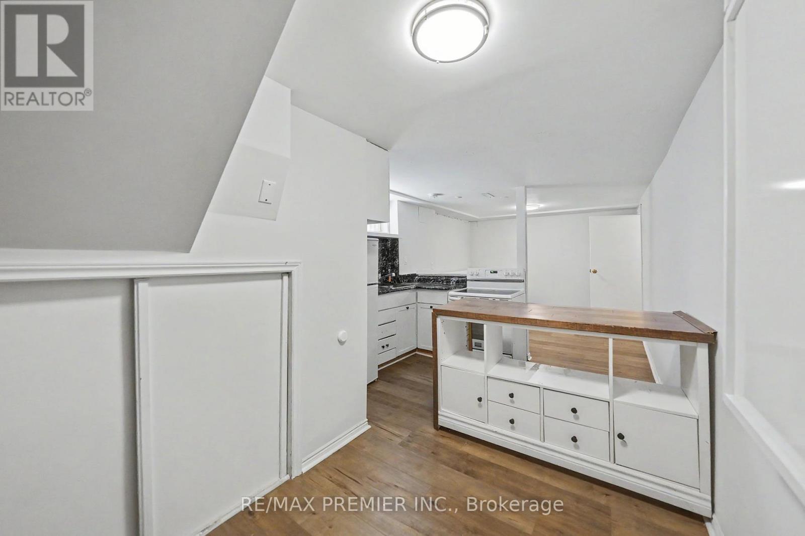 249 Britannia Avenue, Bradford West Gwillimbury (Bradford), Ontario  L3Z 1A6 - Photo 34 - N13464404