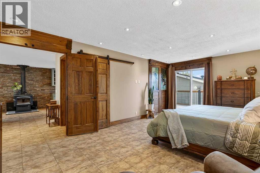 216 Castleridge Drive Ne, Calgary, Alberta  T3J 1X3 - Photo 17 - A2313610