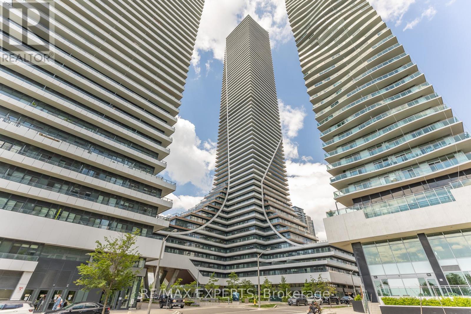 1215 - 30 Shore Breeze Drive, Toronto, Ontario  M8V 1A1 - Photo 3 - W13464452