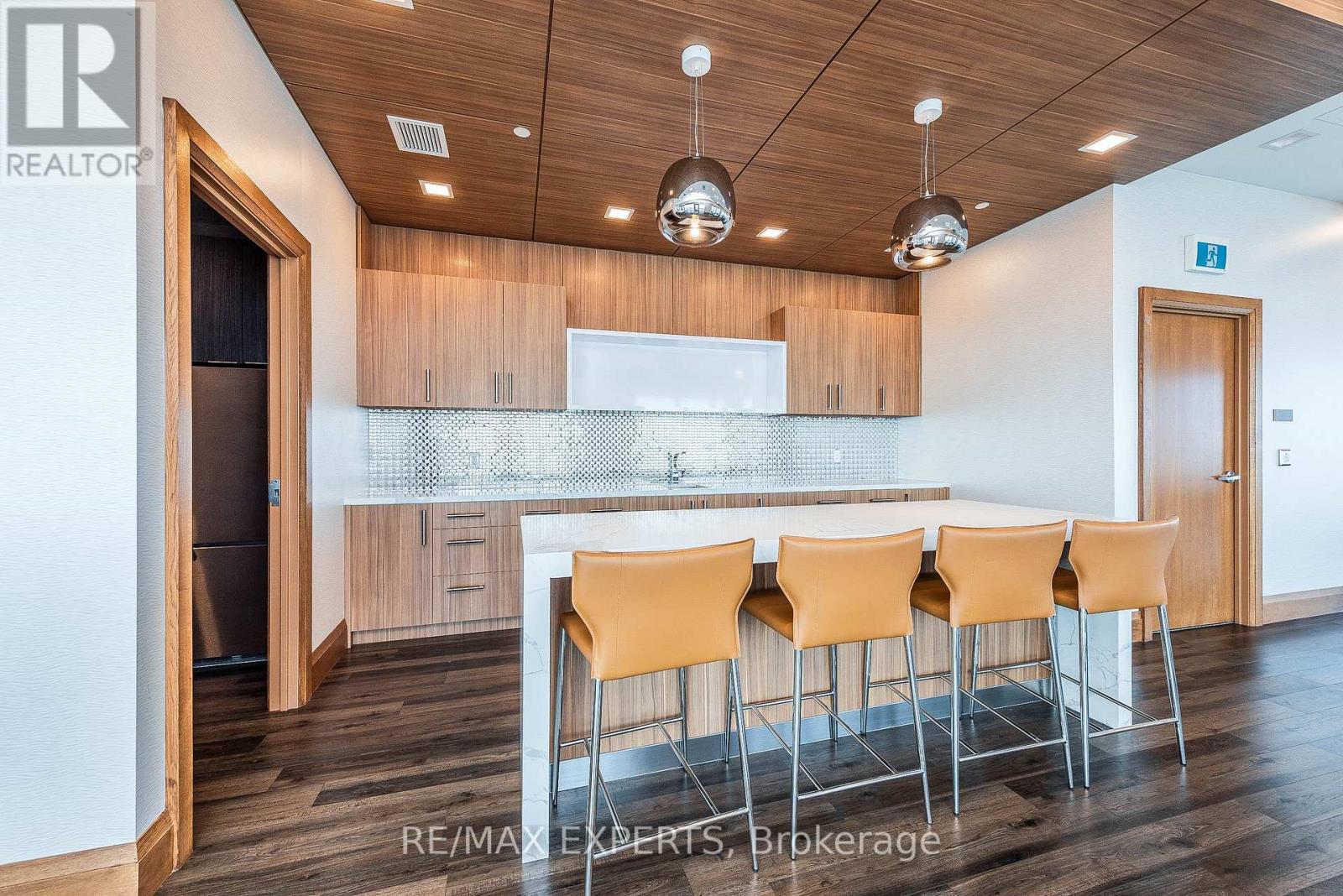 1215 - 30 Shore Breeze Drive, Toronto, Ontario  M8V 1A1 - Photo 44 - W13464452