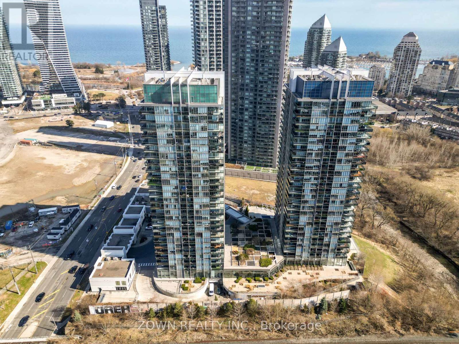 1002 - 88 Park Lawn Road, Toronto, Ontario  M8Y 0B5 - Photo 2 - W13464474