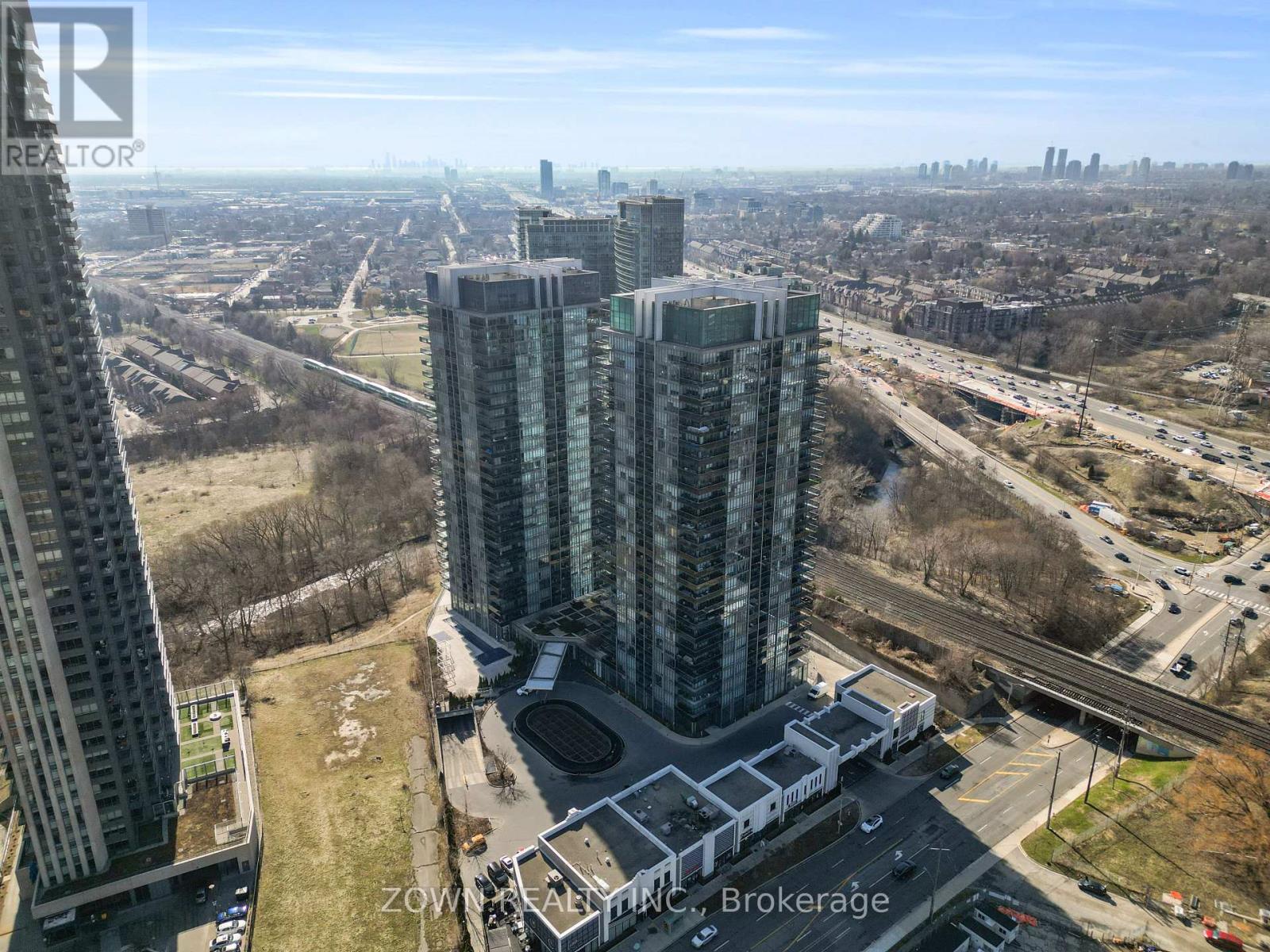 1002 - 88 Park Lawn Road, Toronto, Ontario  M8Y 0B5 - Photo 3 - W13464474