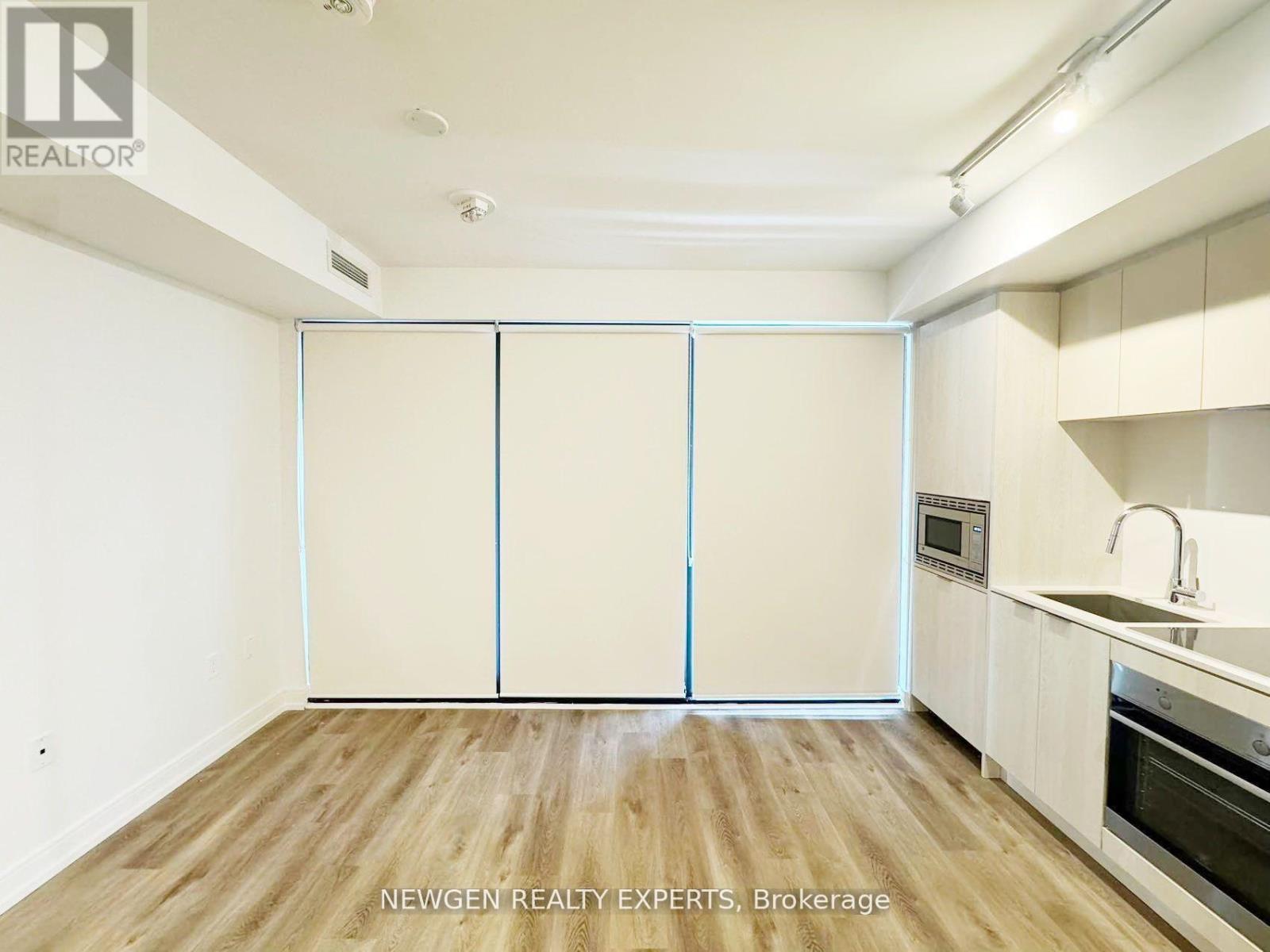 1018 - 1 Jarvis Street, Hamilton, Ontario  L8R 0A8 - Photo 3 - X13464420
