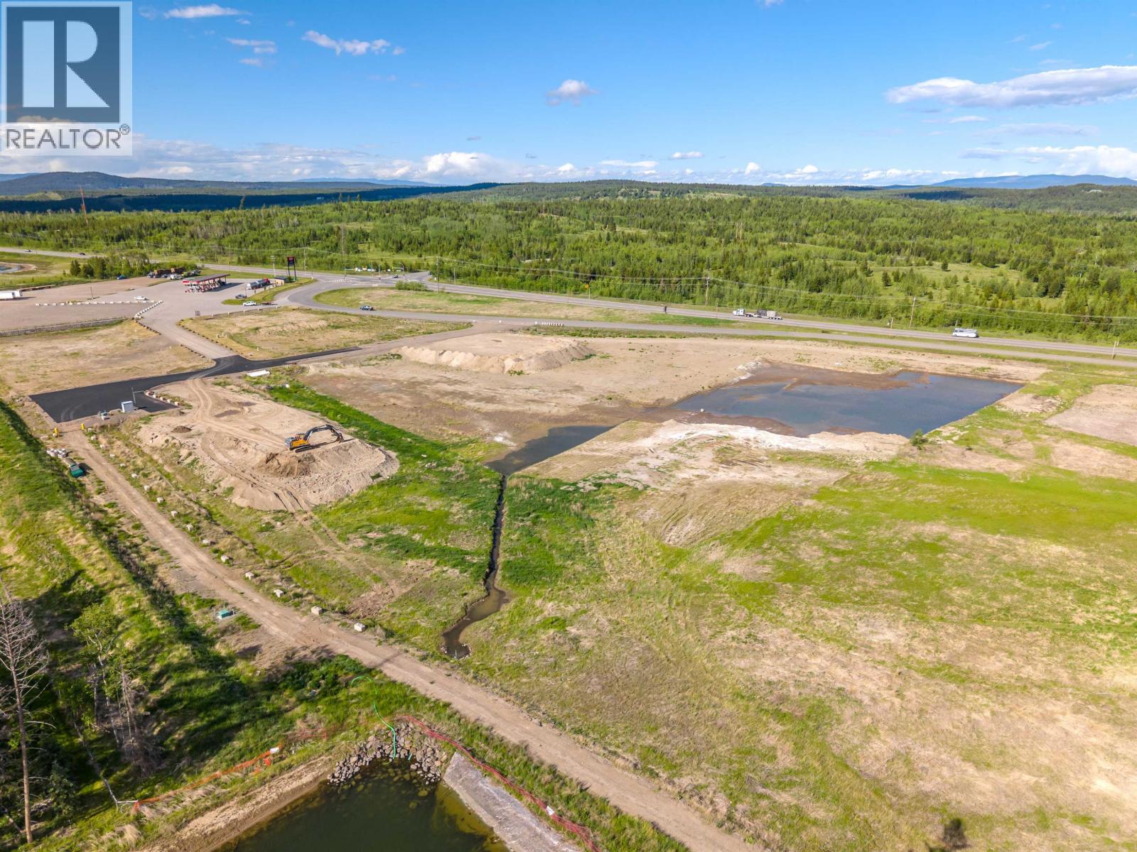 700 Exeter Truck Route, 100 Mile House, British Columbia  V0K 2E0 - Photo 2 - C8079739