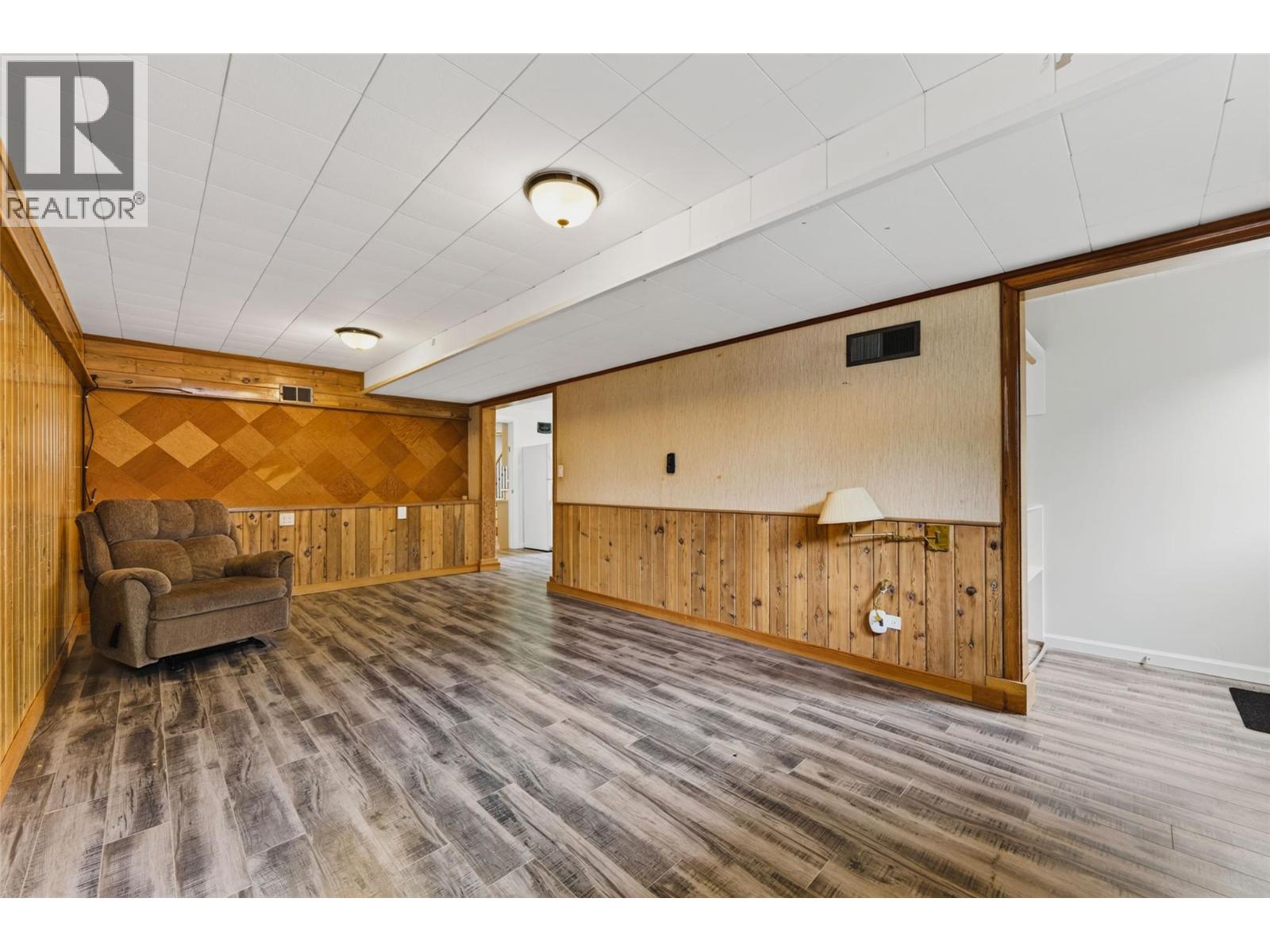 815 Tenth Street, Nelson, British Columbia  V1L 3C6 - Photo 33 - 10391936