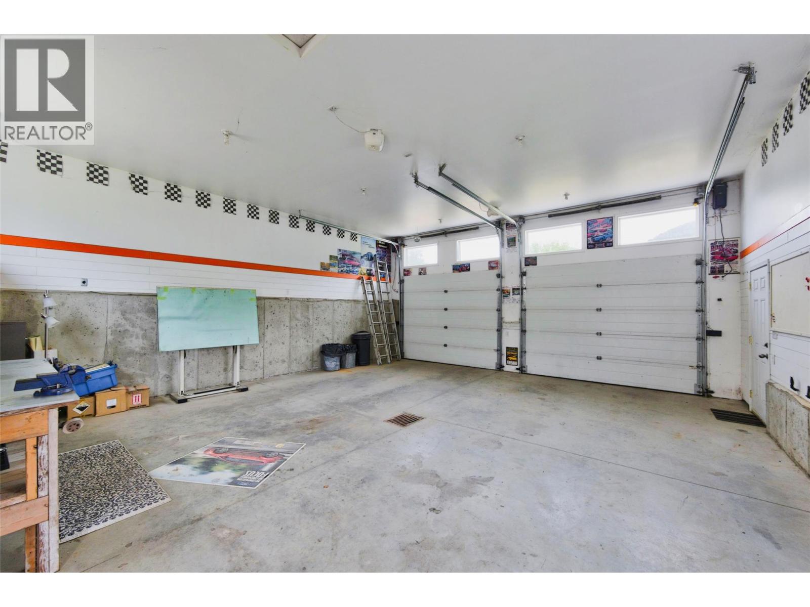 815 Tenth Street, Nelson, British Columbia  V1L 3C6 - Photo 43 - 10391936