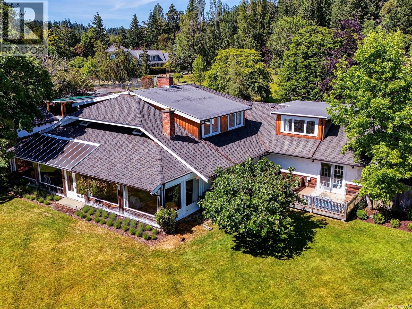 10814 Beach Rd, North Saanich, British Columbia  V8L 5H6 - Photo 45 - 1039130