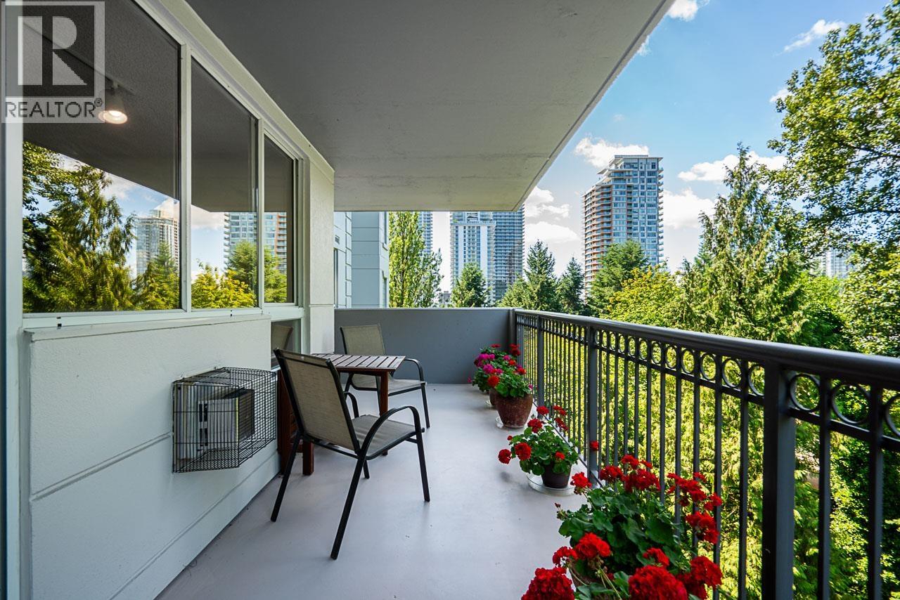 904 545 Austin Avenue, Coquitlam, British Columbia  V3K 6R4 - Photo 32 - R3137171