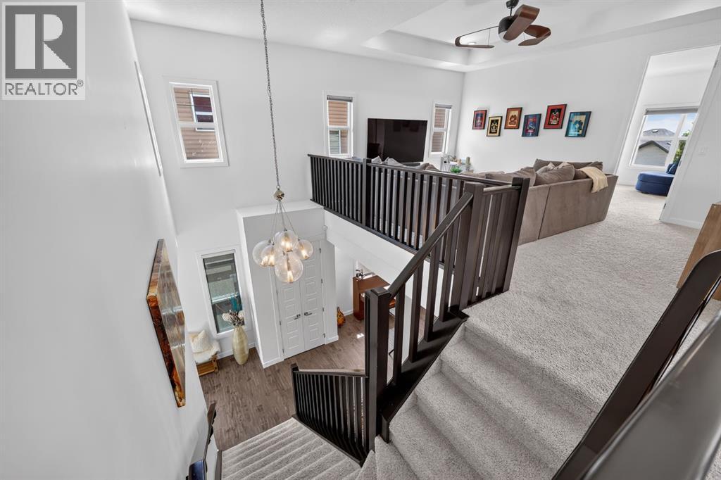 60 Tremblant Terrace Sw, Calgary, Alberta  T3H 0B9 - Photo 16 - A2322341