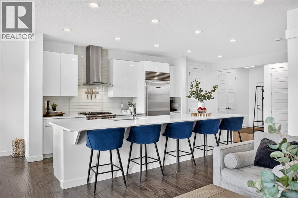 60 Tremblant Terrace Sw, Calgary, Alberta  T3H 0B9 - Photo 8 - A2322341