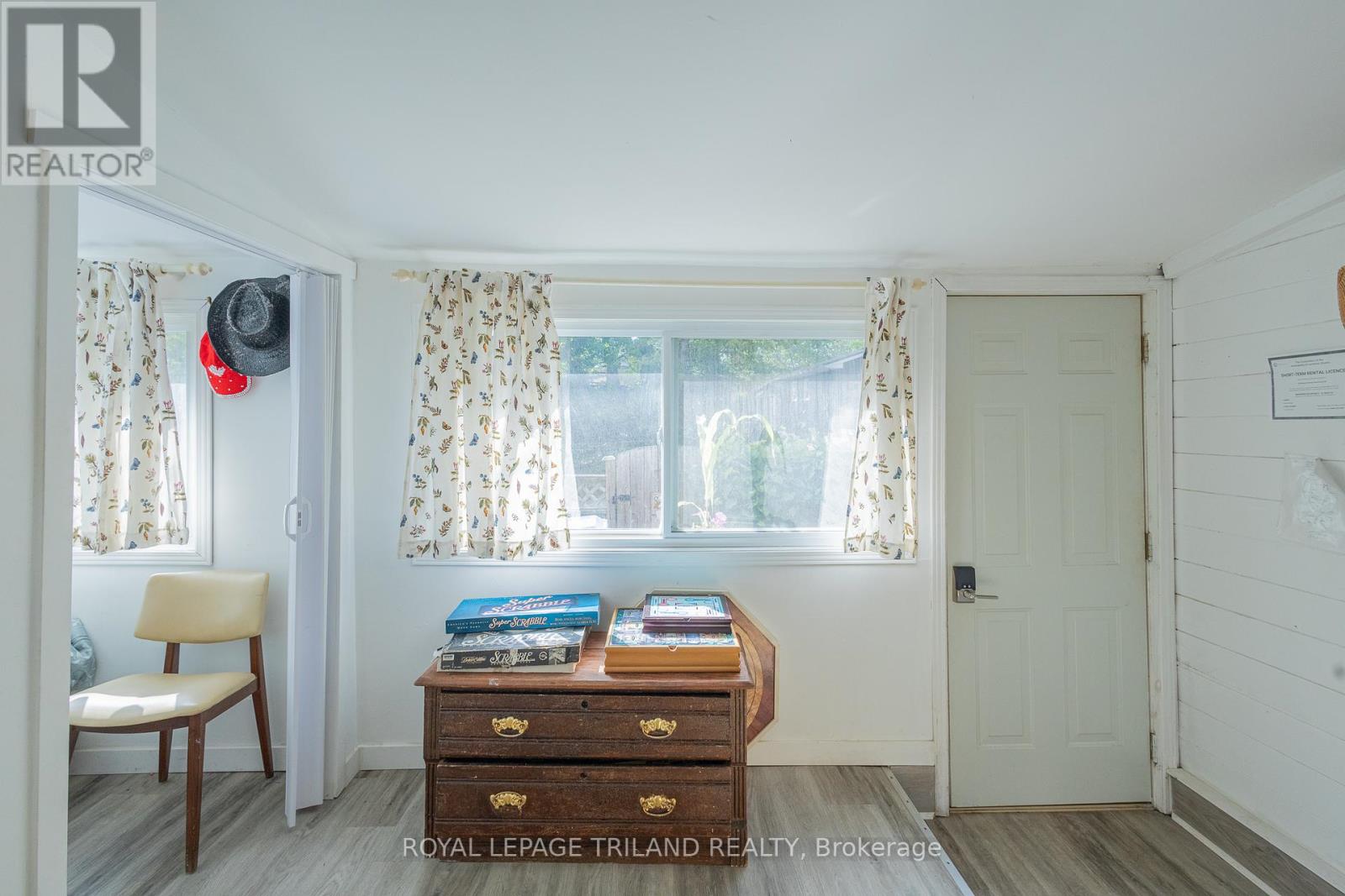 26 Elmwood Avenue, Lambton Shores, Ontario  N0M 1T0 - Photo 15 - X13464532