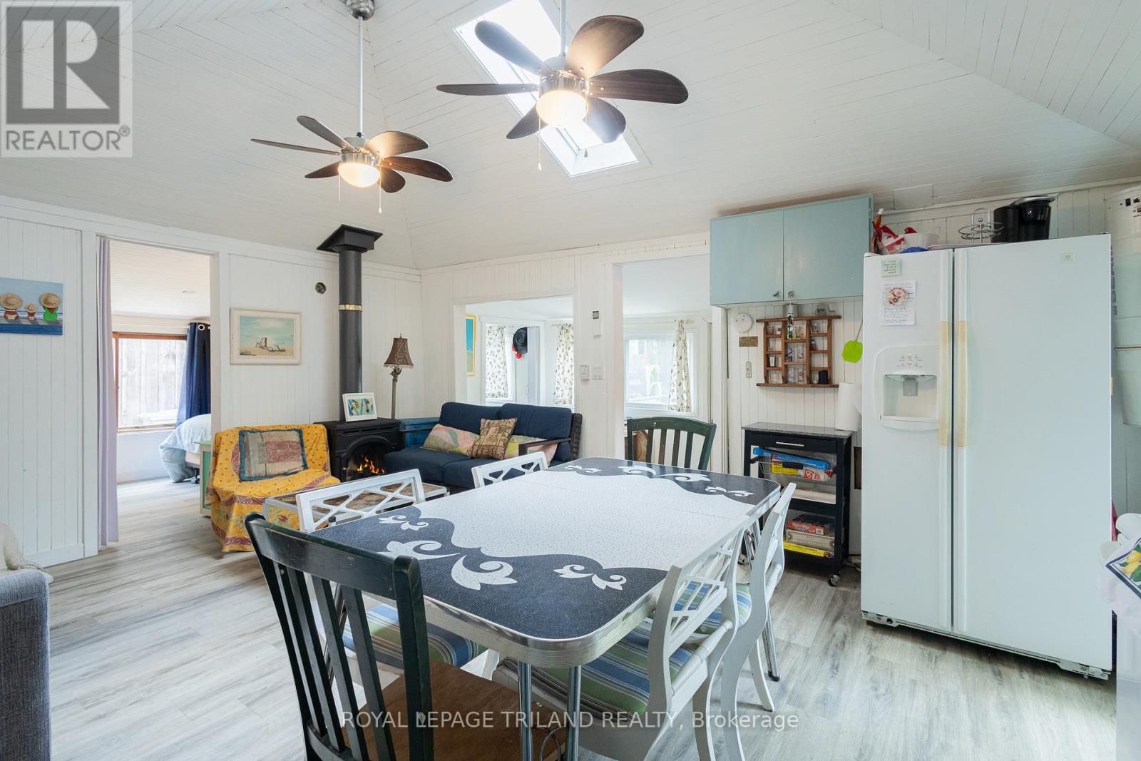 26 Elmwood Avenue, Lambton Shores, Ontario  N0M 1T0 - Photo 17 - X13464532