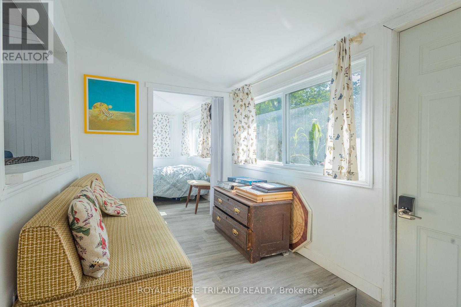 26 Elmwood Avenue, Lambton Shores, Ontario  N0M 1T0 - Photo 14 - X13464532
