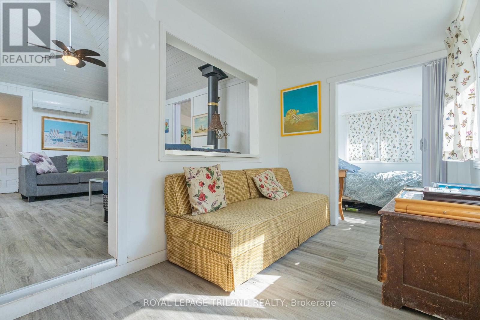 26 Elmwood Avenue, Lambton Shores, Ontario  N0M 1T0 - Photo 16 - X13464532