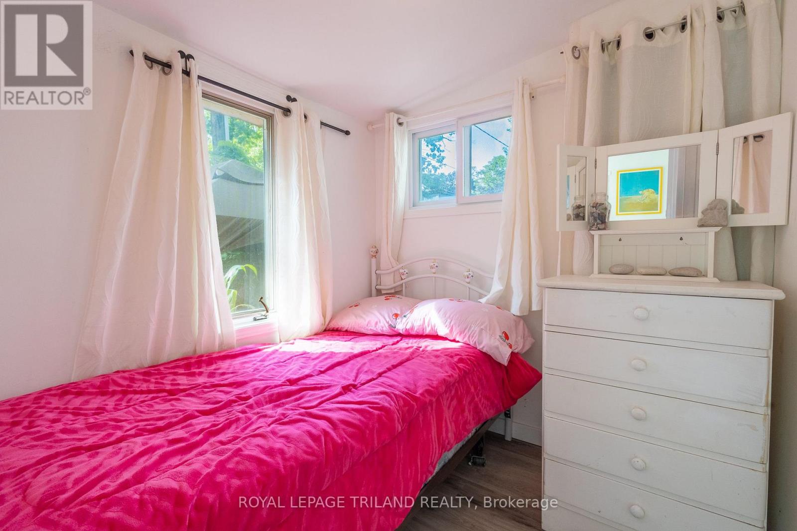 26 Elmwood Avenue, Lambton Shores, Ontario  N0M 1T0 - Photo 27 - X13464532