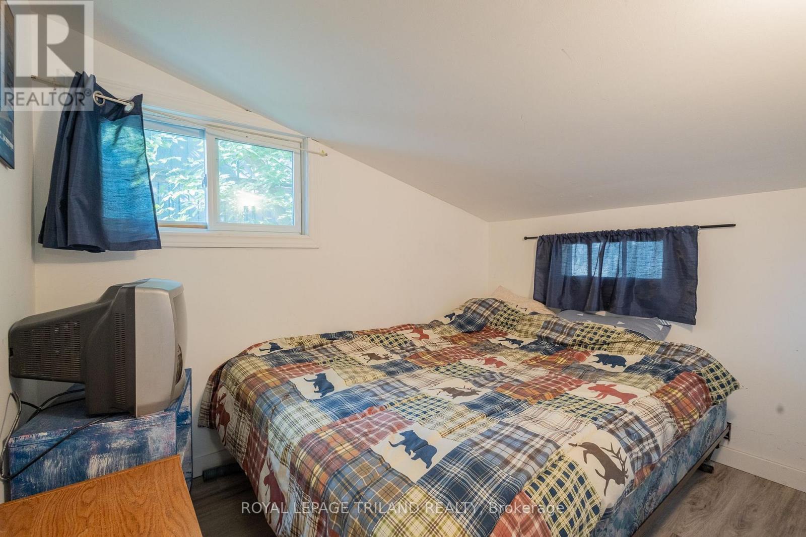 26 Elmwood Avenue, Lambton Shores, Ontario  N0M 1T0 - Photo 29 - X13464532