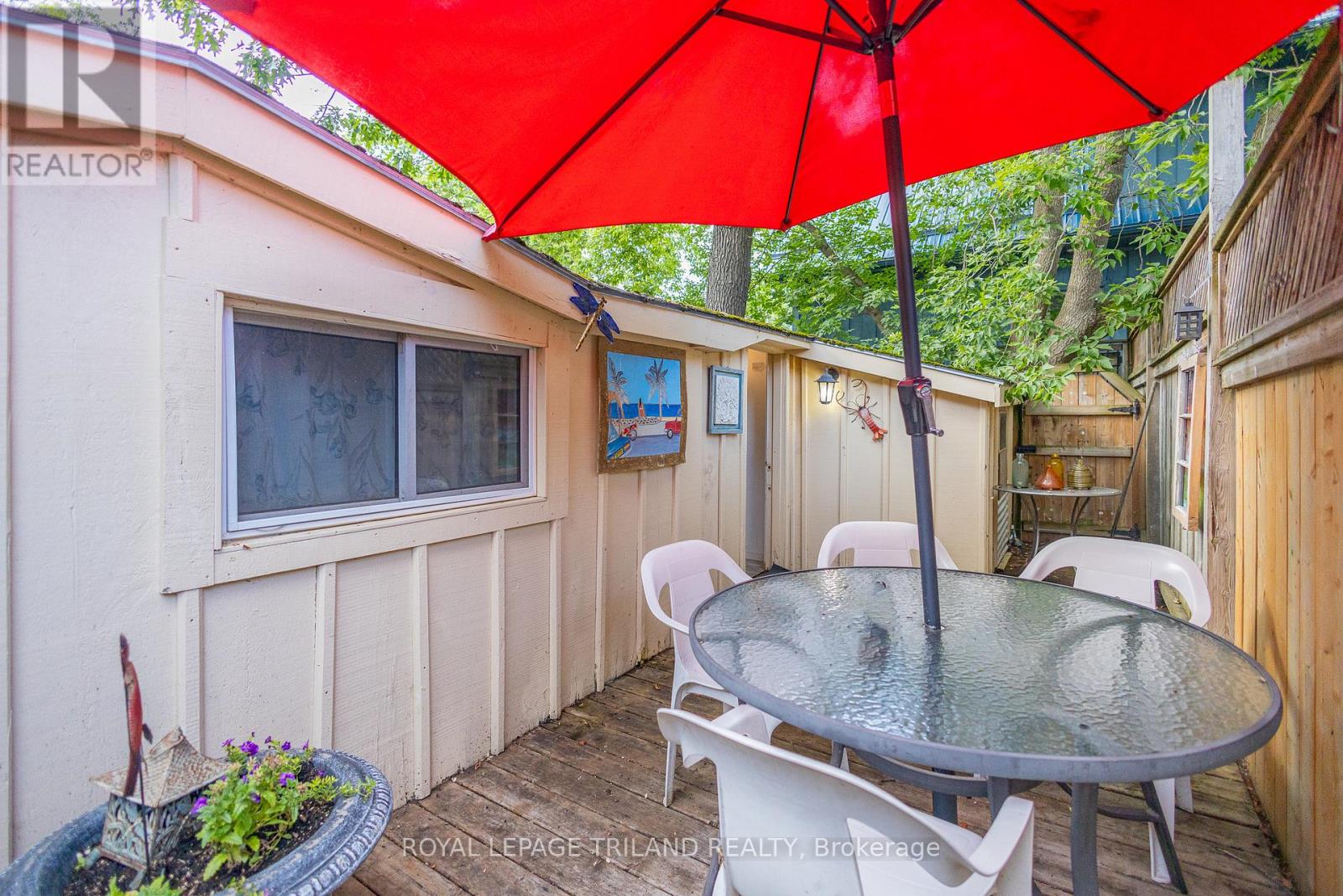 26 Elmwood Avenue, Lambton Shores, Ontario  N0M 1T0 - Photo 45 - X13464532