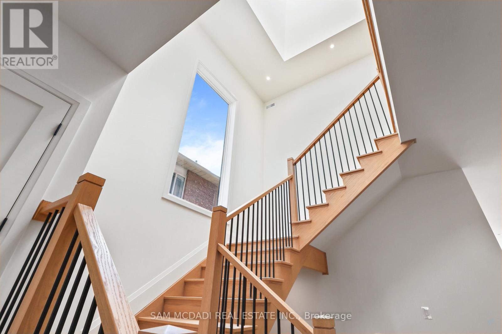 2350 Eighth Line, Oakville, Ontario  L6H 7E6 - Photo 23 - W13464524