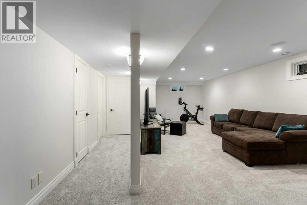 648 97 Avenue Se, Calgary, Alberta  T2J 0H4 - Photo 32 - A2321246