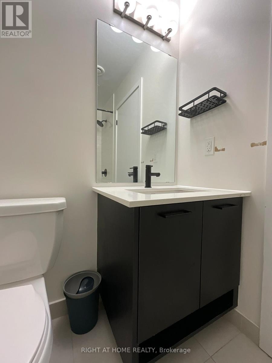 107 - 2300 St Clair Avenue W, Toronto, Ontario  M6N 1K8 - Photo 14 - W13464564