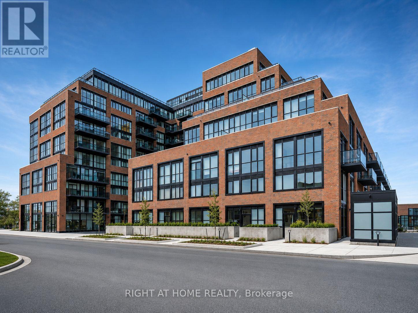 107 - 2300 ST CLAIR AVENUE W, Toronto, Ontario